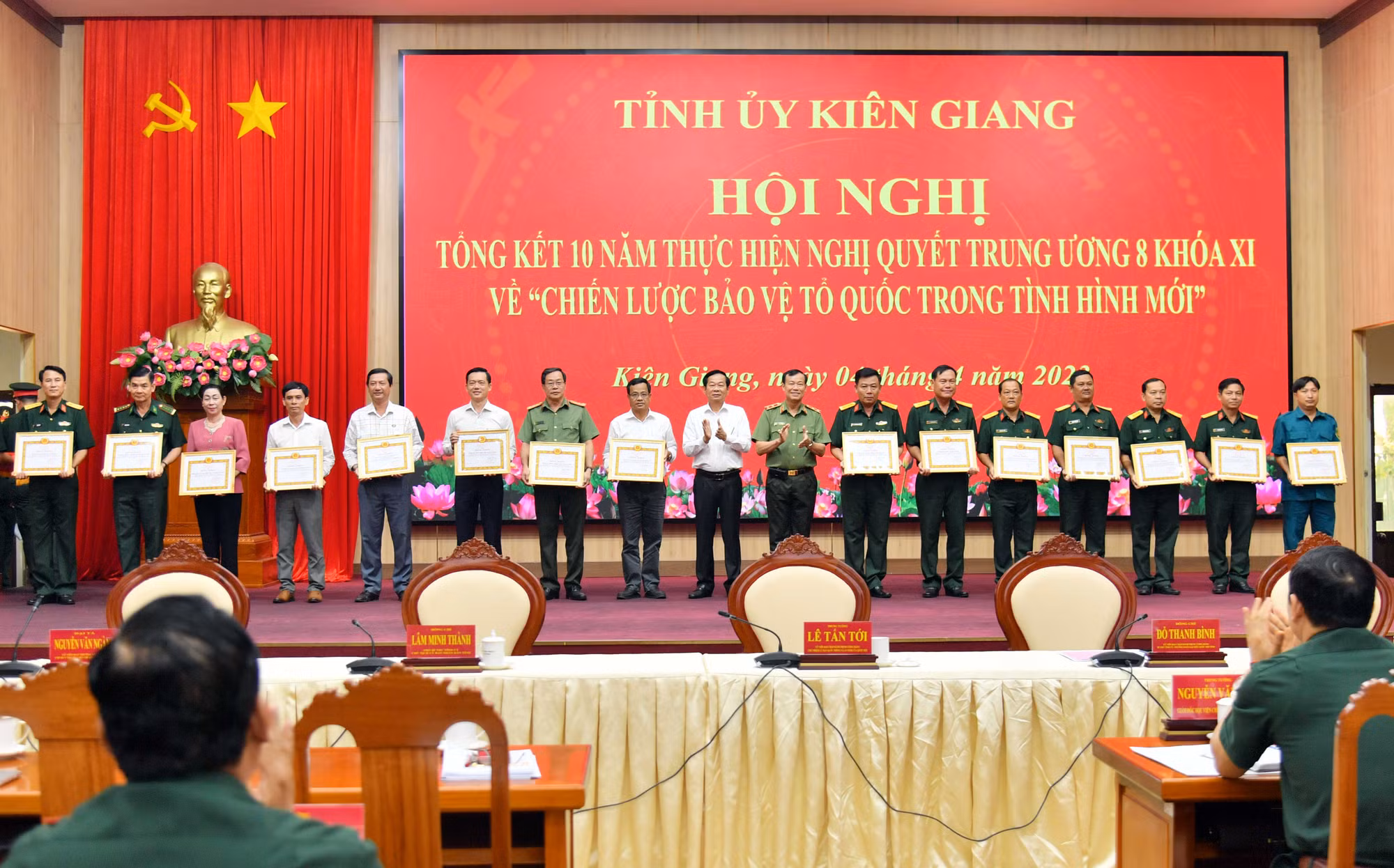 Kiên Giang tổng kết 10 năm thực hiện Chiến lược bảo vệ Tổ quốc trong tình hình mới -0