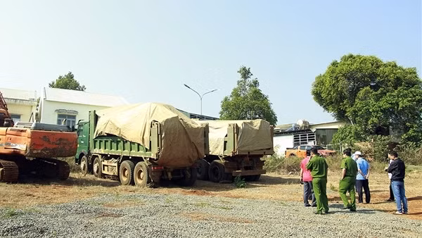 Phức tạp tình trạng khai thác đá trái phép