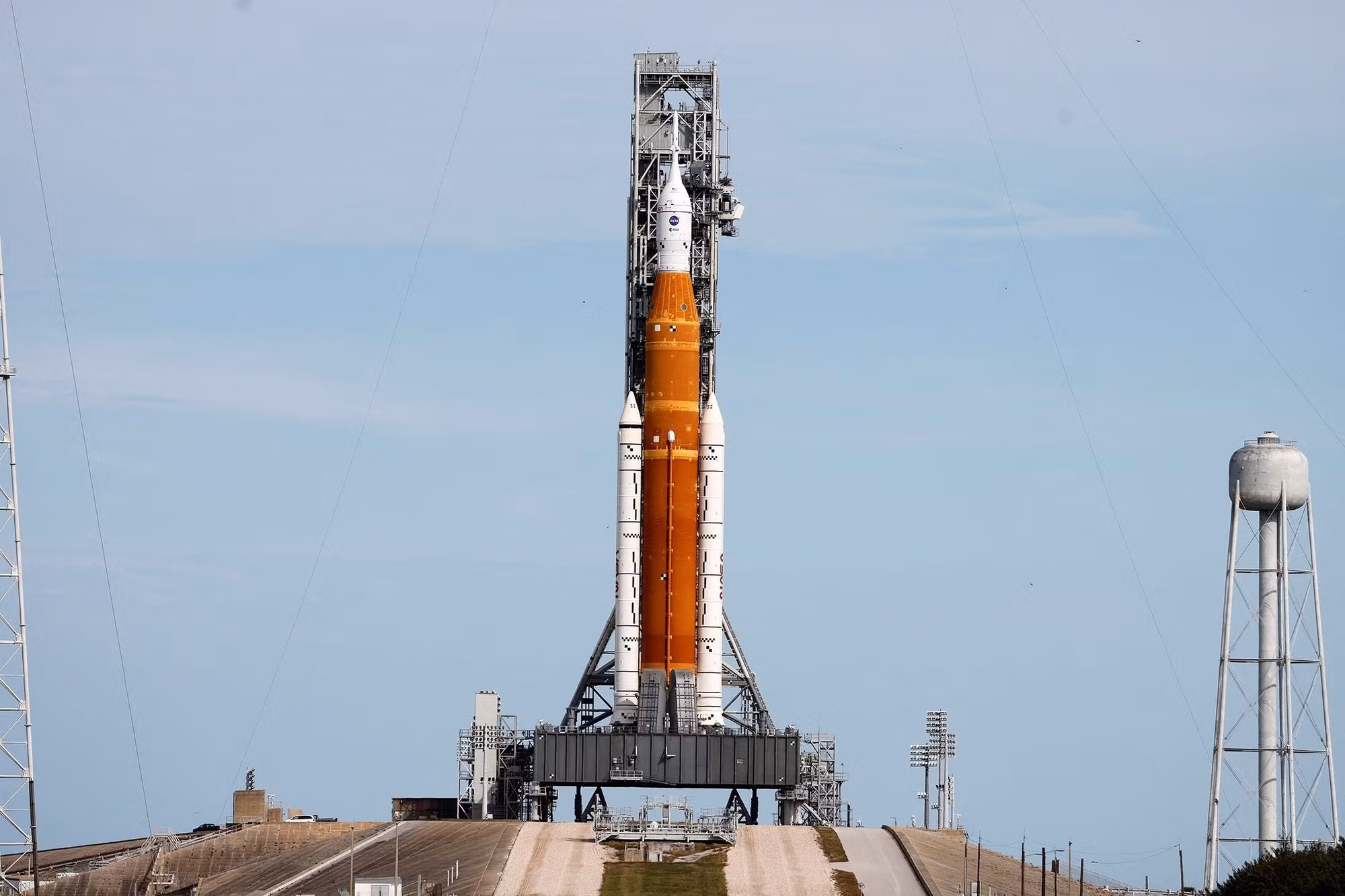 NASA công bố sứ mệnh Artemis II nhằm tiếp cận Mặt trăng -0