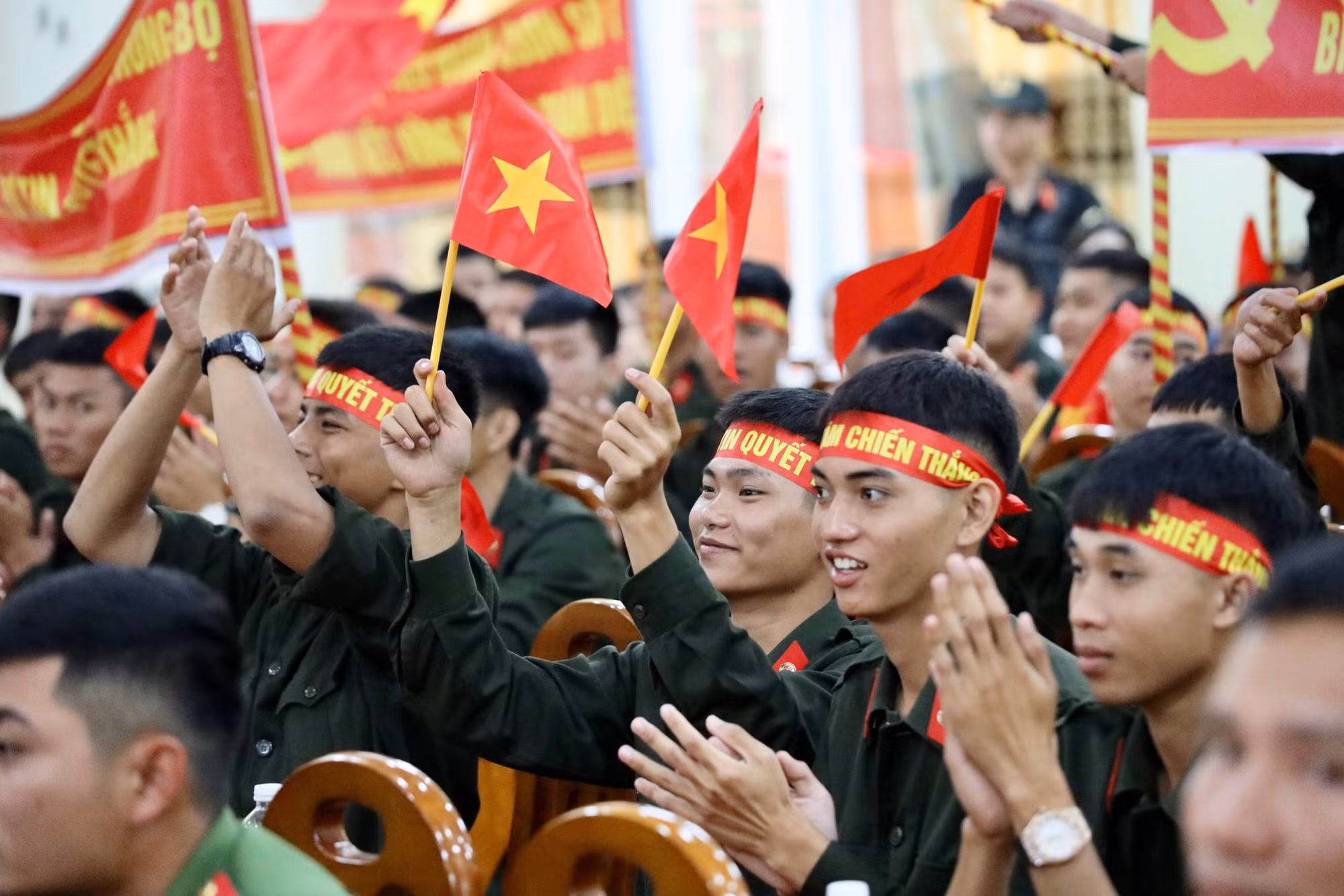 Sôi nổi Hội thi Bí thư Chi bộ giỏi của lực lượng Cảnh sát Cơ động -0