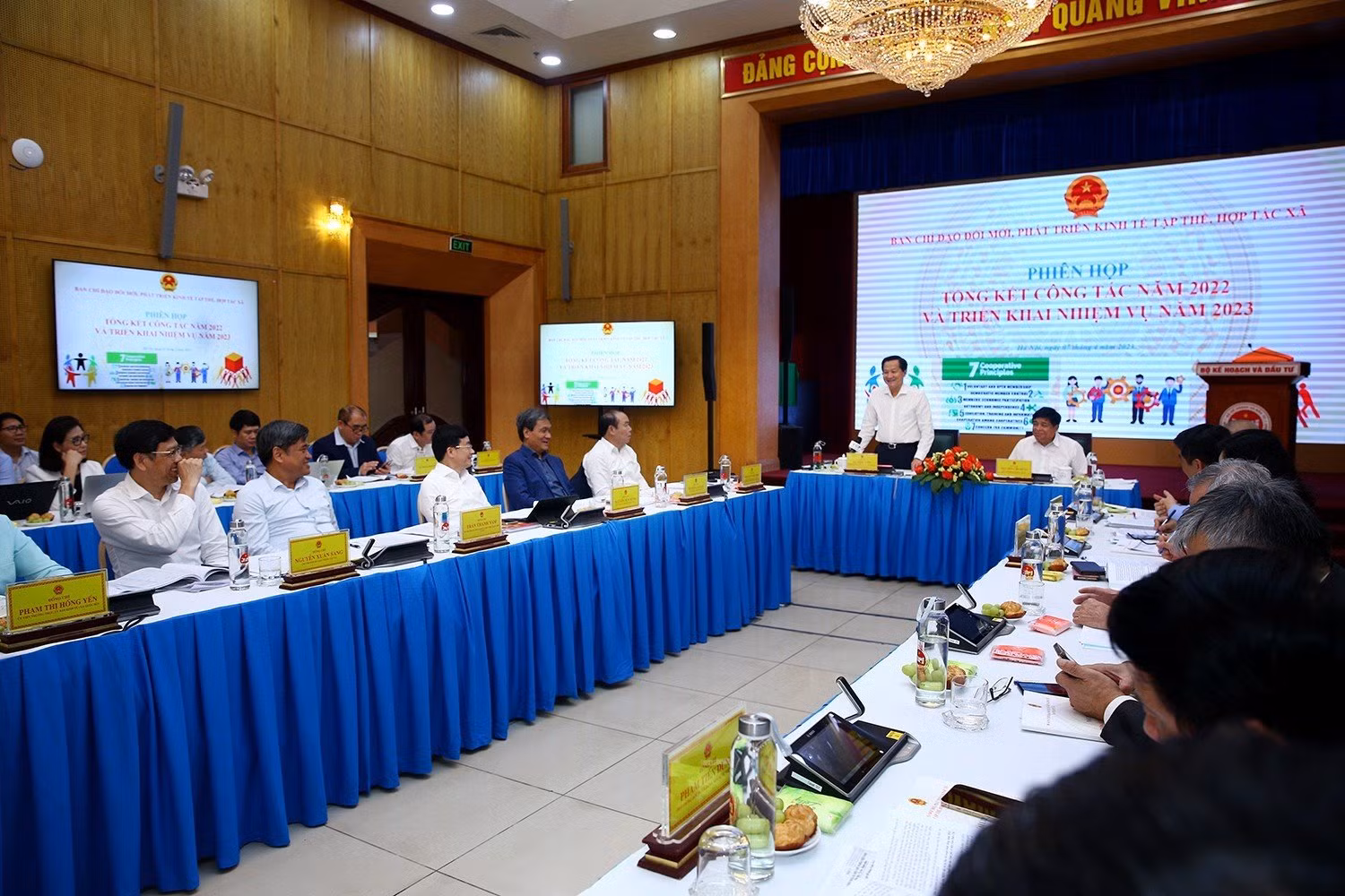 Tháo gỡ các rào cản, tạo động lực mạnh mẽ cho khu vực HTX phát triển -0