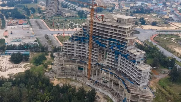 Công khai các dự án chậm tiến độ, nợ đọng thuế trên các phương tiện truyền thông