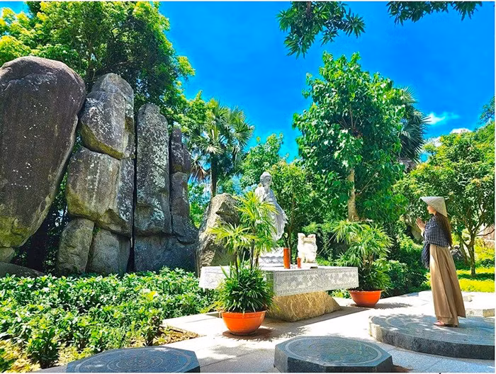 An Hảo – nơi thu hút đông đảo du khách -0