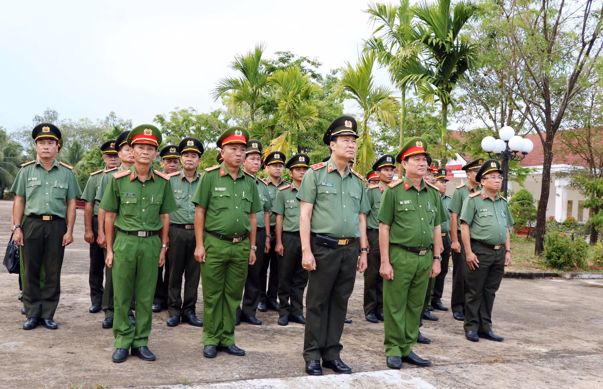 Kiên Giang tổng kết 10 năm thực hiện Chiến lược bảo vệ Tổ quốc trong tình hình mới -1