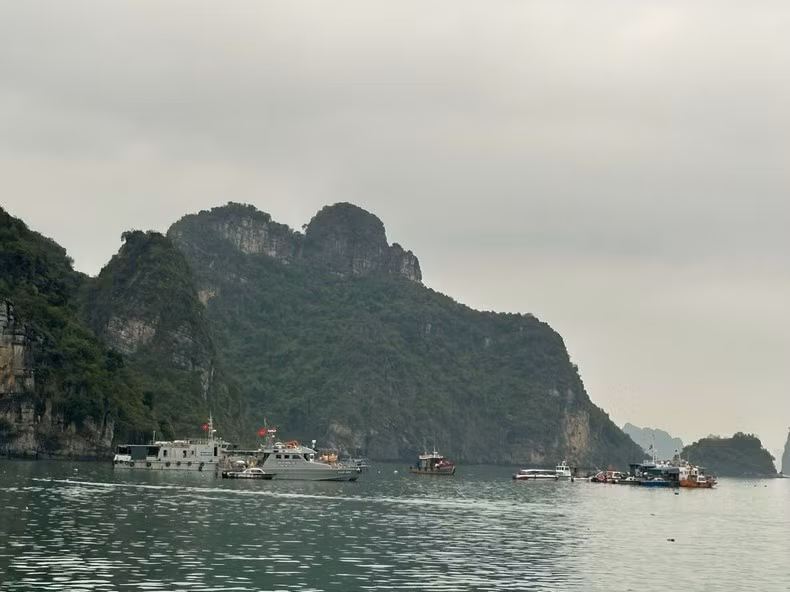 Nỗ lực tìm kiếm nạn nhân cuối cùng và lên phương án trục vớt máy bay -0