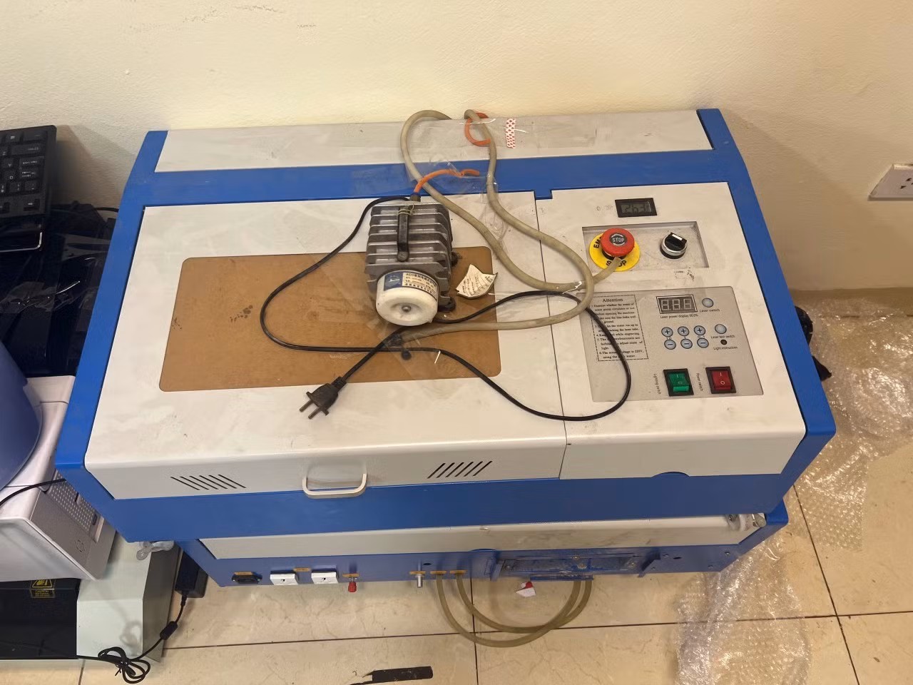 Cặp vợ chồng điều hành đường dây sản xuất giấy tờ giả, thu lời bất chính hàng tỷ đồng mỗi tháng -0