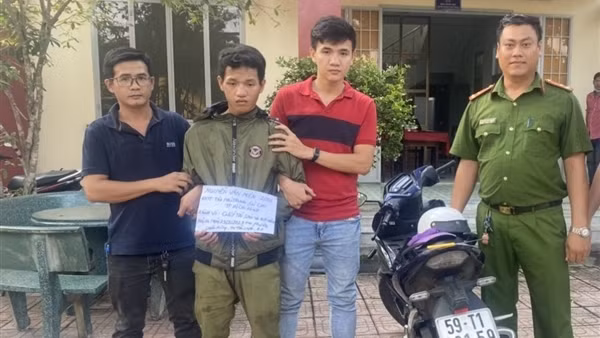 Kẻ chuyên tìm các cô gái ở trọ một mình để cướp tài sản và hiếp dâm