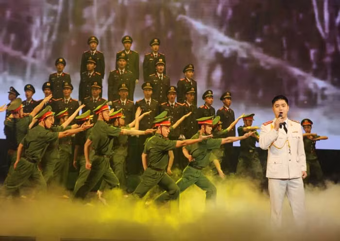 Tổ chức chương trình nghệ thuật 