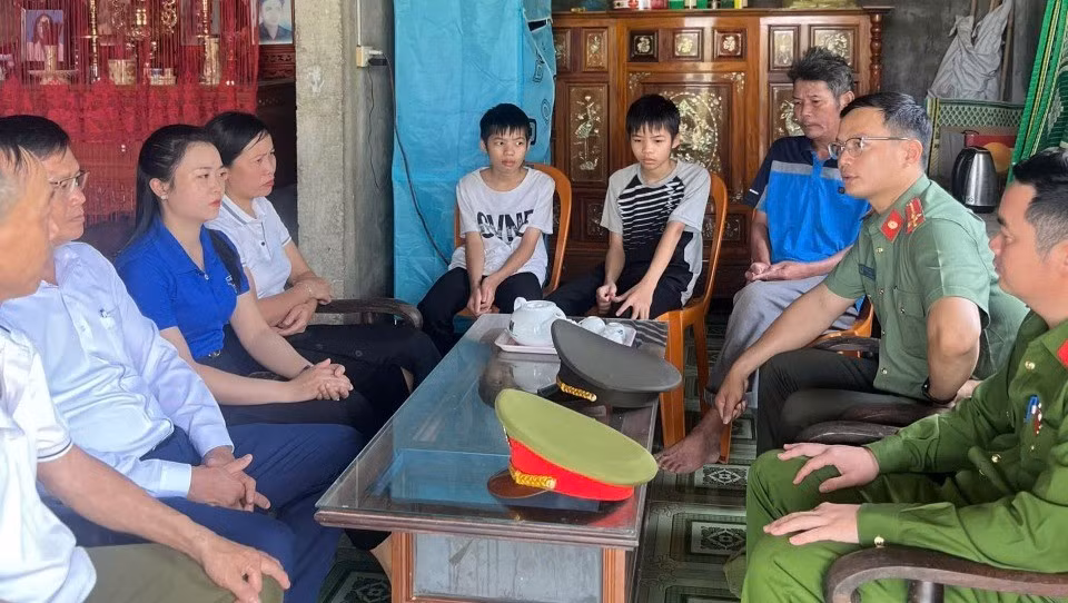 Công an Quảng Trị gần dân sát dân bằng những việc làm thiết thực -0