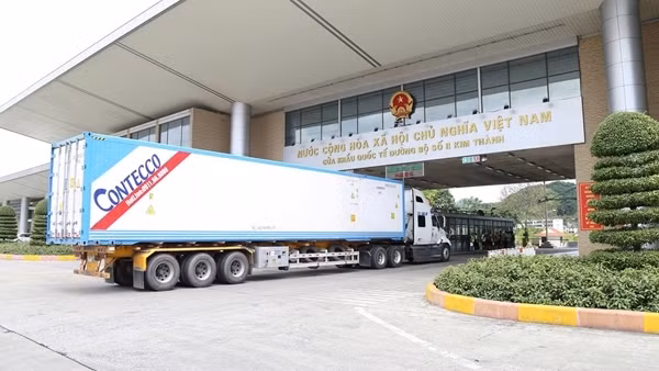 Lễ 30/4 – 1/5: Cửa khẩu thông suốt, xuất nhập khẩu hàng hóa không gián đoạn