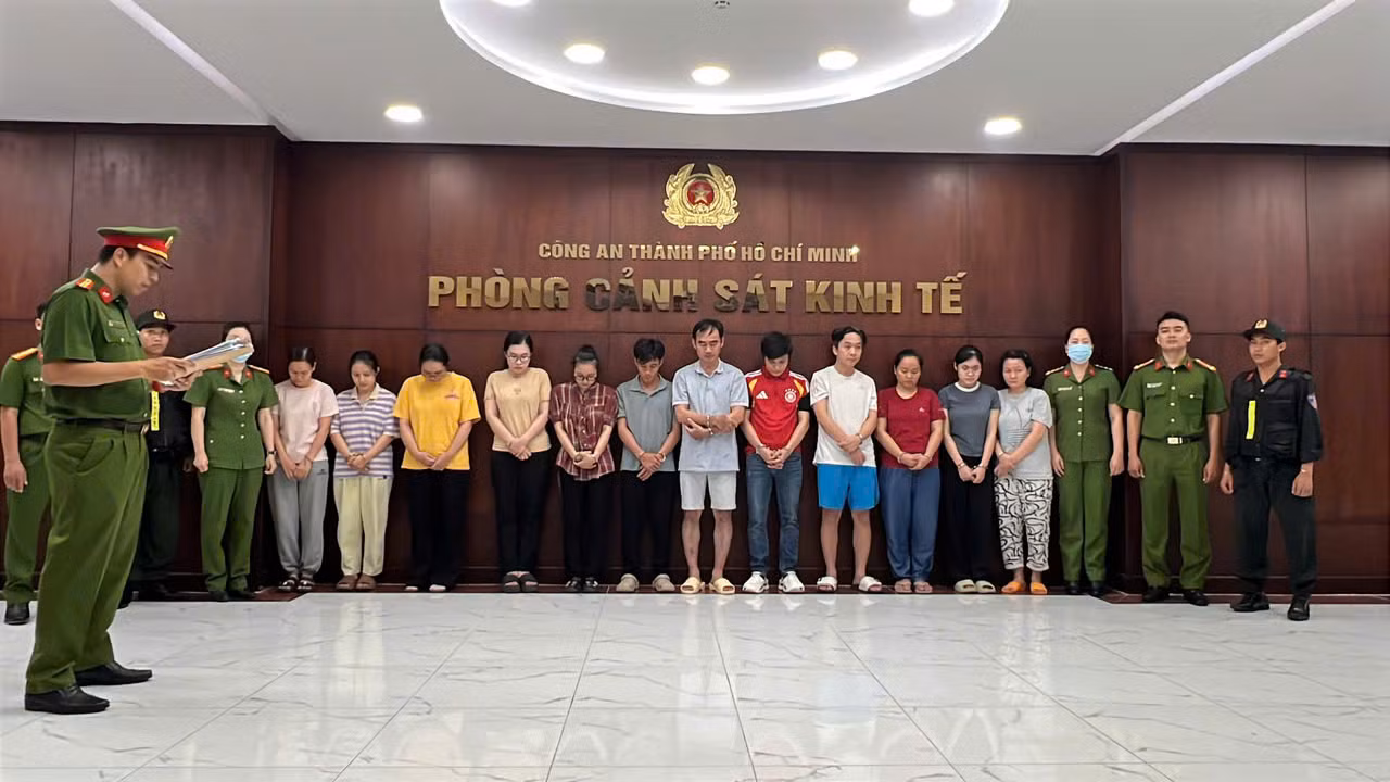 Triệt phá đường dây mua bán hóa đơn 