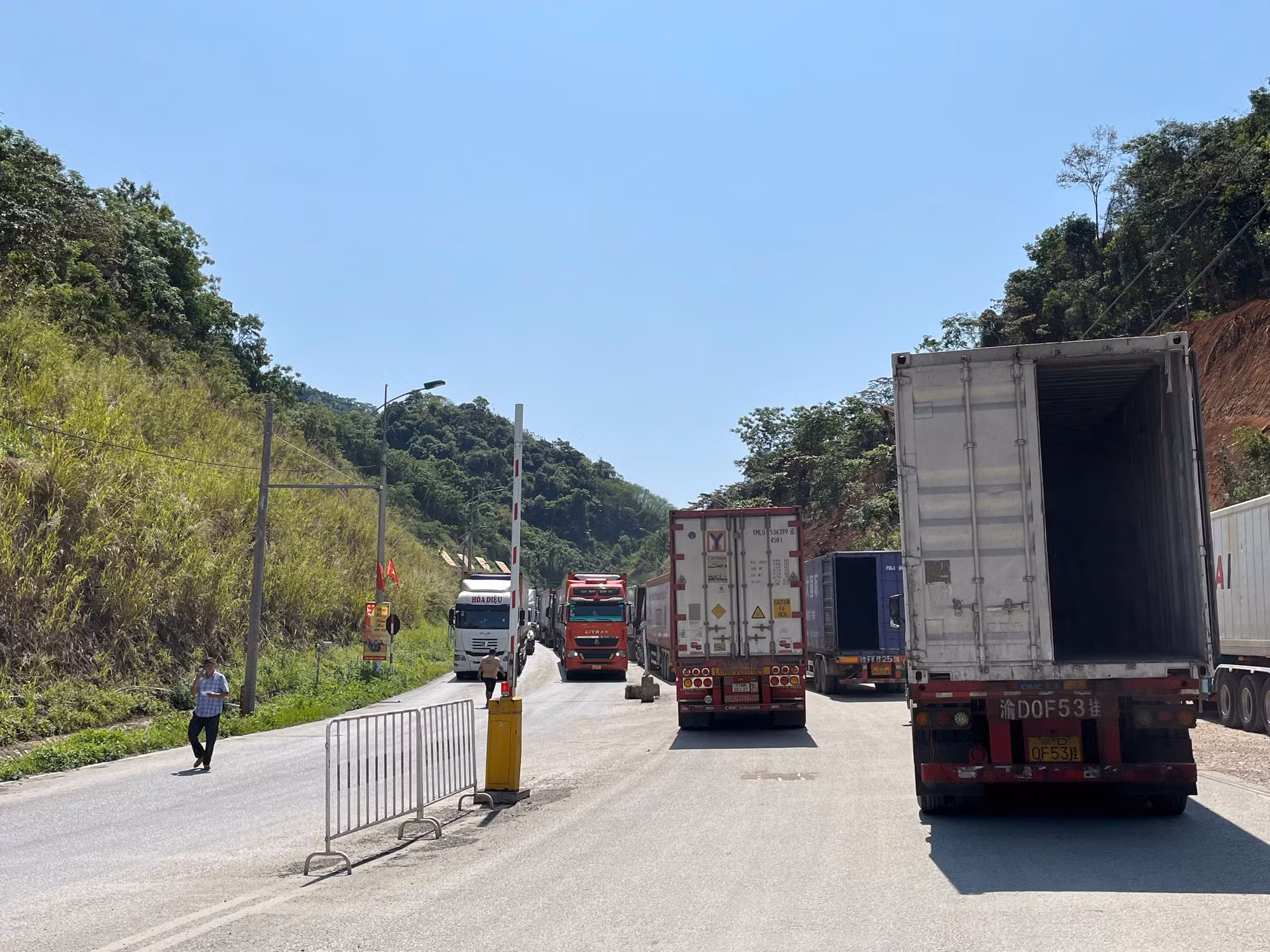 Lễ 30/4 – 1/5: Cửa khẩu thông suốt, xuất nhập khẩu hàng hóa không gián đoạn - 0