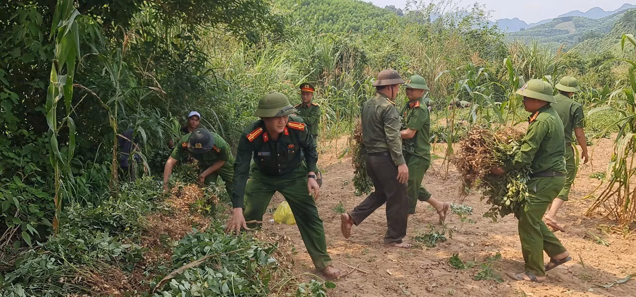 Công an Quảng Trị gần dân sát dân bằng những việc làm thiết thực -0