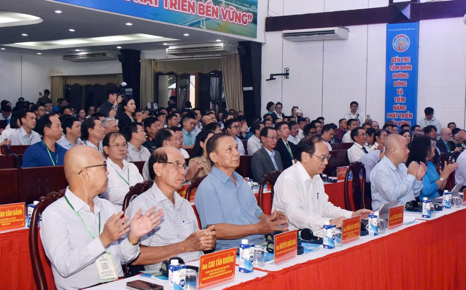 Tập trung phát triển năng lượng mới và năng lượng tái tạo -0