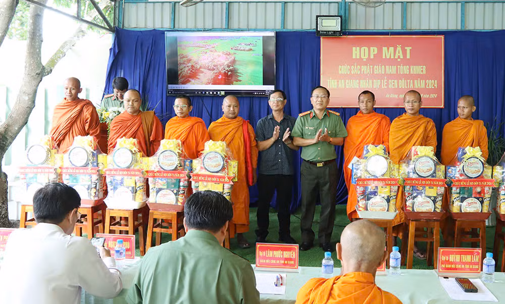 Phát huy mối quan hệ tốt đẹp giữa Công an và Phật giáo Nam tông Khmer trong công tác đảm bảo ANTT -0