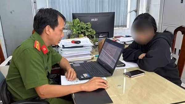 Xử lý trường hợp livestream xúc phạm uy tín của Công an