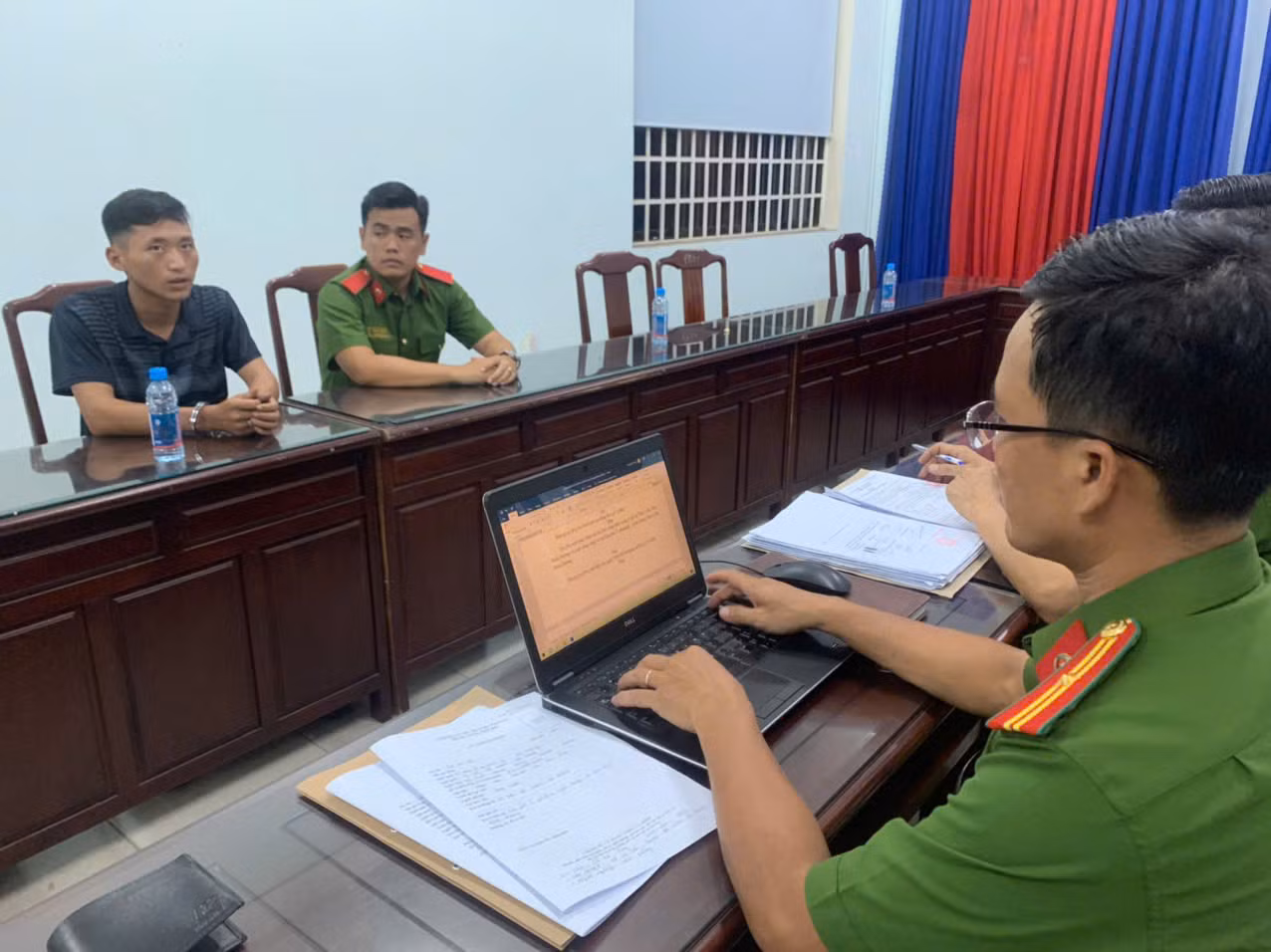 Thiệt mạng sau khi nâng lon bia uống chia tay bạn nhậu -0