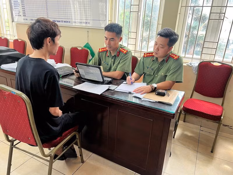 Triệt phá ổ nhóm đối tượng hoạt động tổ chức đánh bạc trên không gian mạng qua mạng xã hội Youtube -0