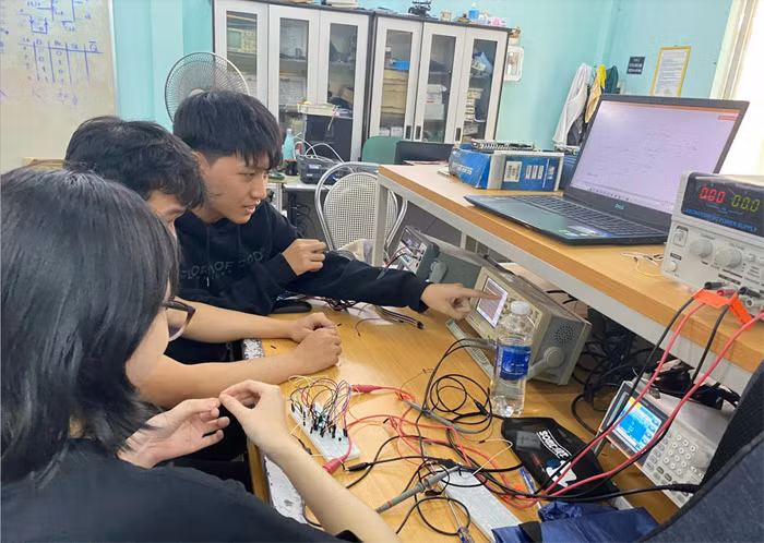 Đại học Đà Nẵng sẽ tham gia vận hành phòng thí nghiệm bán dẫn dùng chung cấp quốc gia -0
