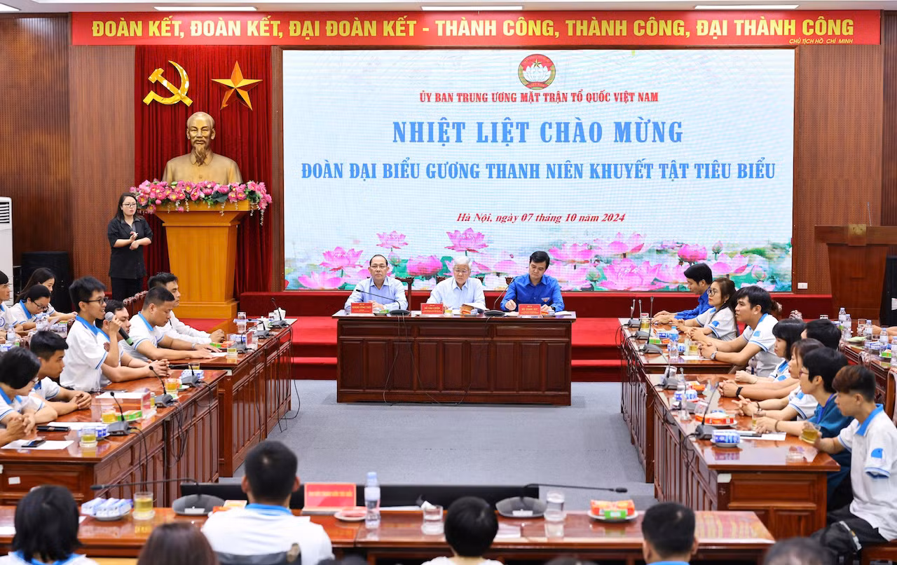 Biểu dương những tấm gương thanh niên khuyết tật vươn lên cuộc sống -0