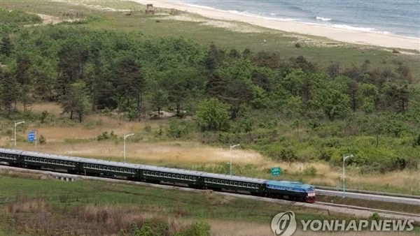 Triều Tiên đóng mọi liên kết trên bộ với Hàn Quốc