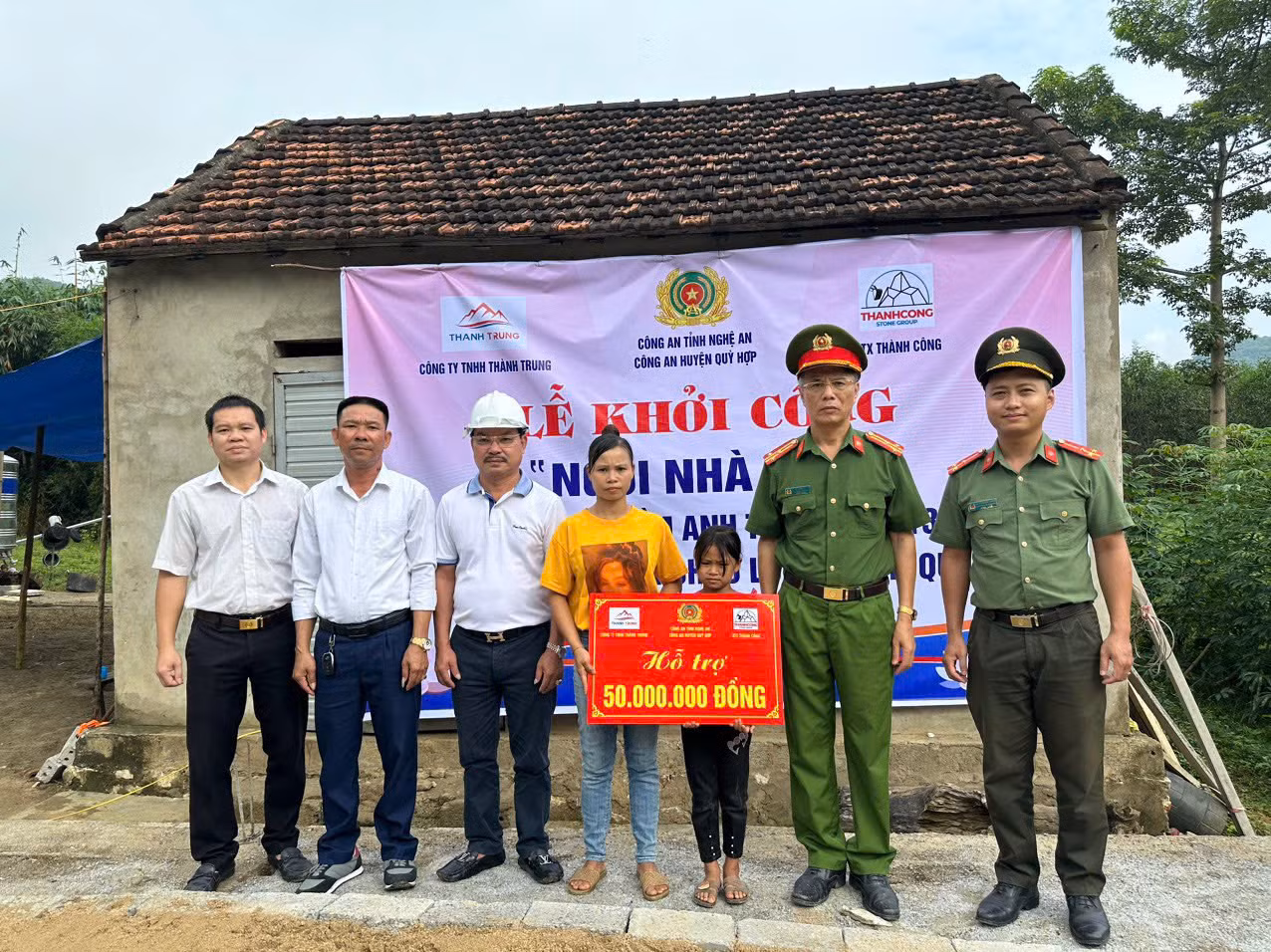 Lan toả hình ảnh đẹp về người chiến sỹ công an qua mô hình “24 giờ trải nghiệm” -0