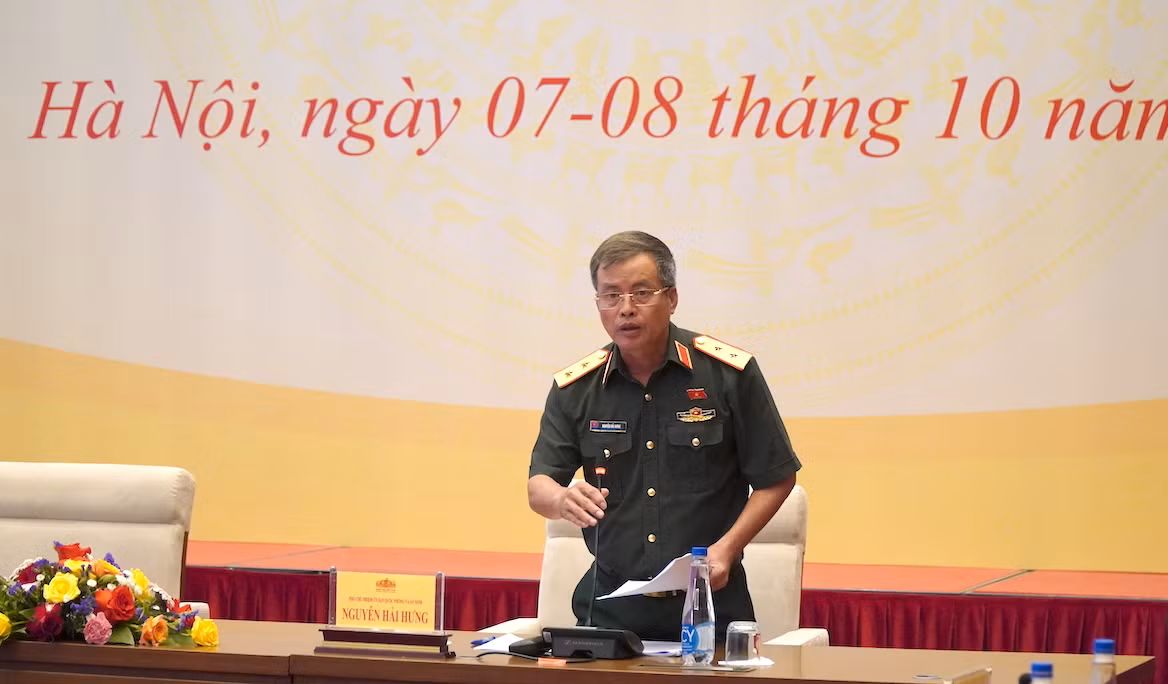 Thẩm tra báo cáo của Chính phủ về công tác đảm bảo trật tự an toàn giao thông -0