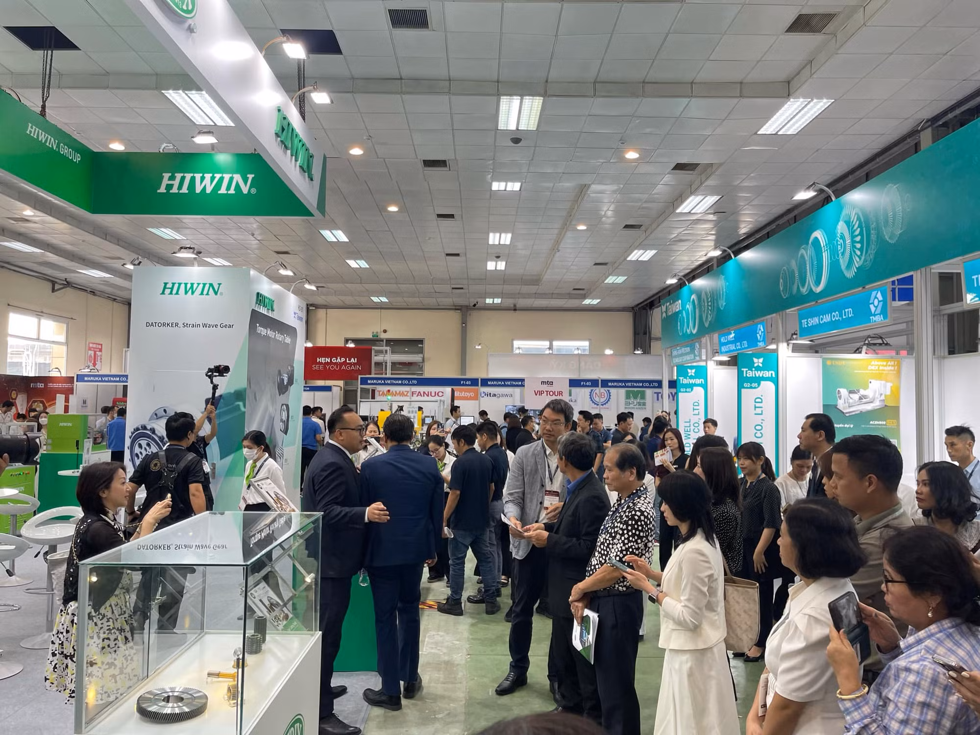 Nhiều công nghệ mới cho ngành cơ khí chế biến, chế tạo và bán dẫn tại MTA Hanoi 2024 -0