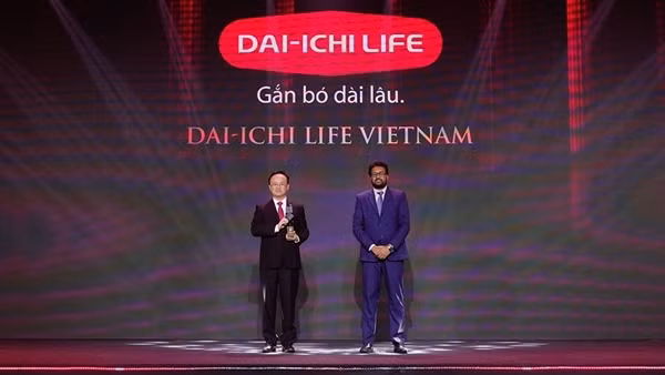 Dai-ichi Life Việt Nam liên tiếp 4 năm đạt hai giải thưởng lớn tại Châu Á - Asia Pacific Enterprise Awards (APEA)