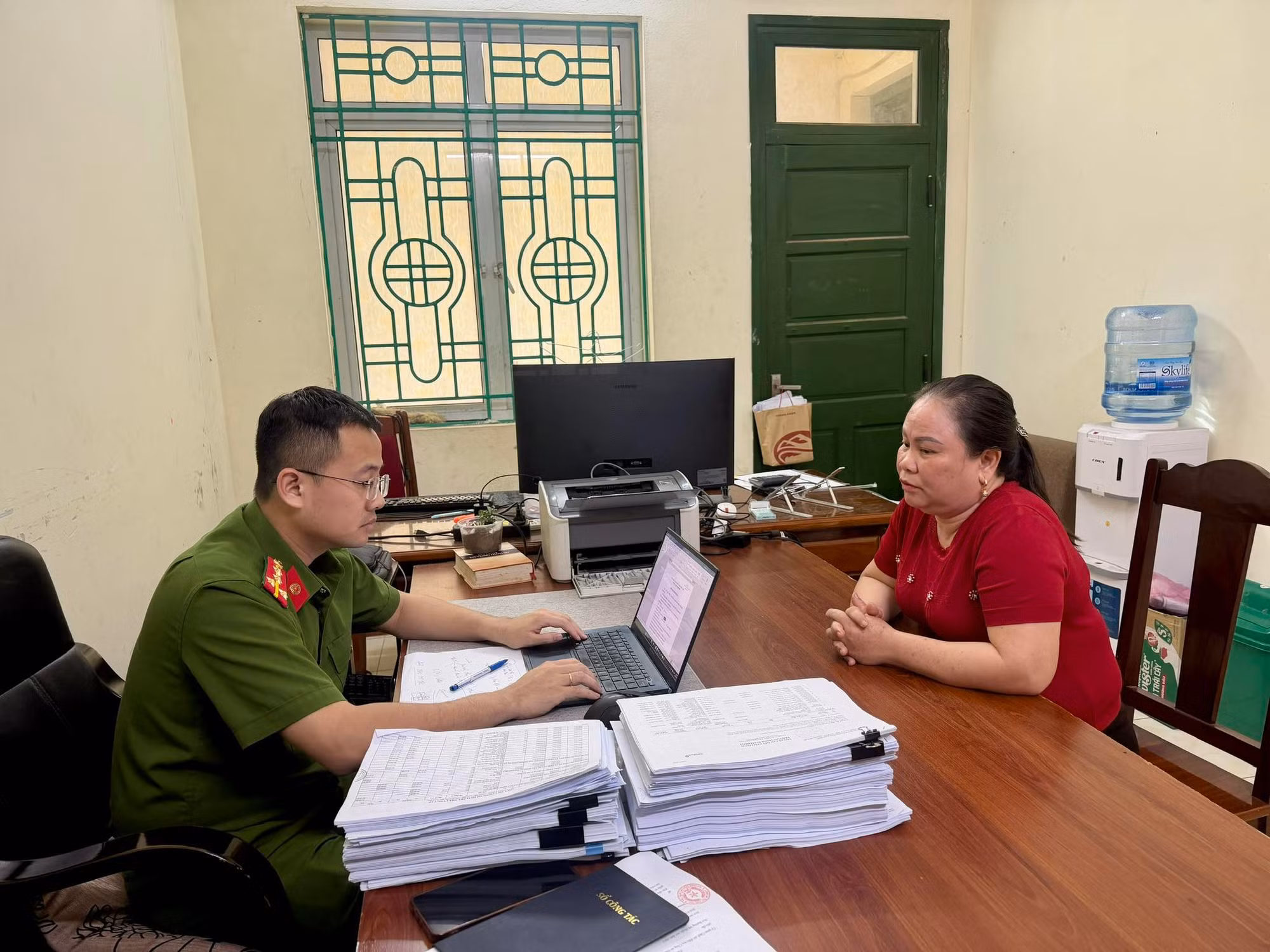 Liên quan đến 3 nhóm tội phạm cộm cán tại Phú Thọ: Bắt nguyên Phó Chủ tịch UBND TP Phúc Yên ảnh 7 Liên quan đến 3 nhóm tội phạm cộm cán trên địa bàn tỉnh Phú Thọ: Bắt nguyên Phó Chủ tịch UBND thành phố Phúc Yên -2