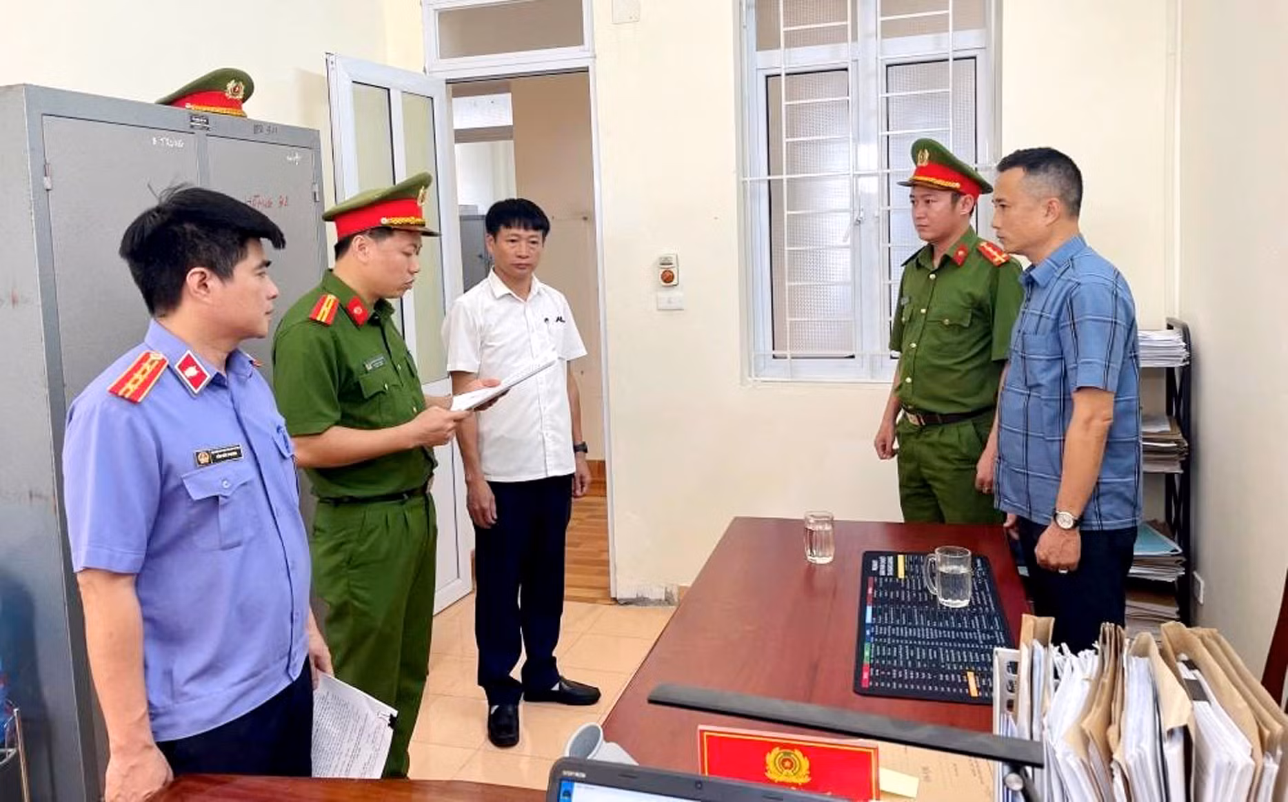 Đấu tranh với nạn “cát tặc” ở khu vực giáp ranh trên sông Lam -0