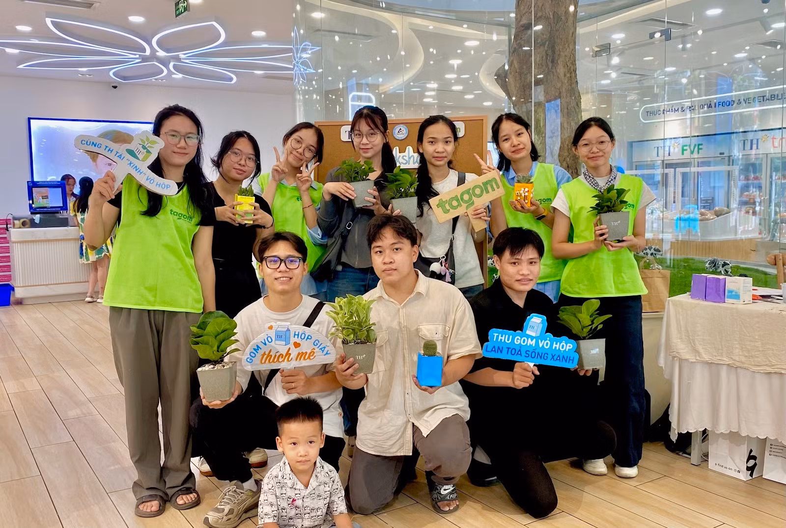 “Thu gom vỏ hộp, lan tỏa sống xanh 2026”: Từ hành động nhỏ đến vòng tuần hoàn xanh cho cộng đồng -0