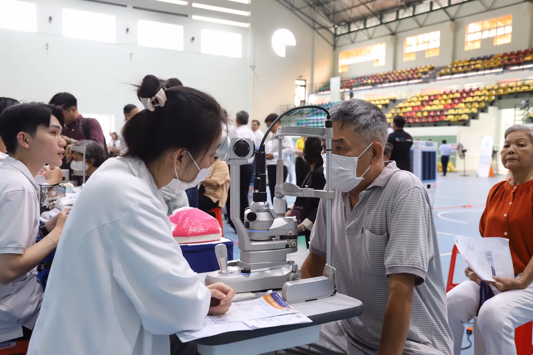 TP Hồ Chí Minh đồng loạt khám sức khỏe, tầm soát bệnh miễn phí cho người dân -4