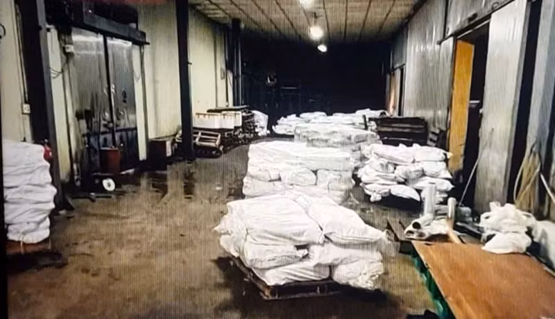 Không khoan nhượng với “thực phẩm bẩn” -0