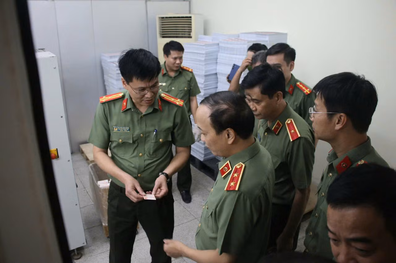 Khuyến khích cơ chế thu hút nhân tài trong lĩnh vực nghiên cứu, sản xuất tài liệu bảo mật, bảo an ảnh 9 Khuyến khích cơ chế thu hút nhân tài, các chuyên gia giỏi trong lĩnh vực nghiên cứu, sản xuất tài liệu bảo mật, bảo an -0