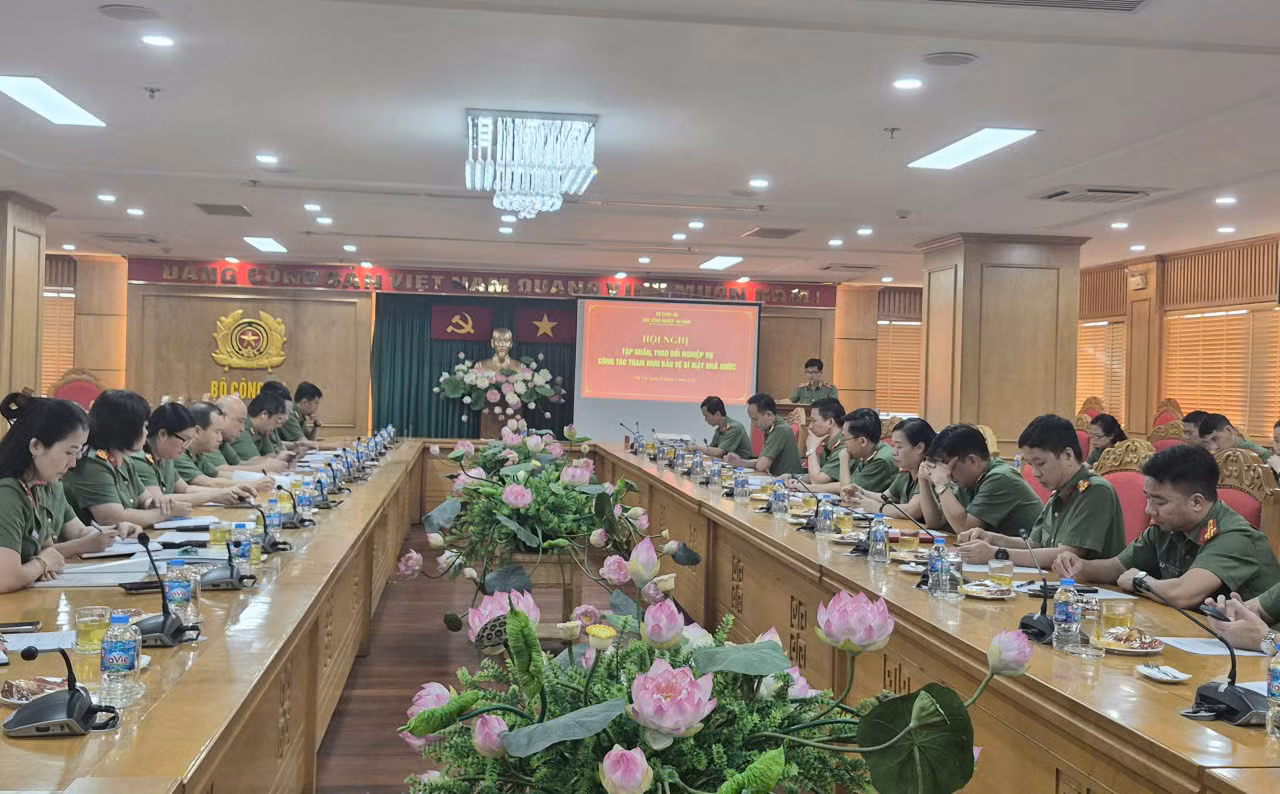 Tập huấn, trao đổi nghiệp vụ về bảo vệ bí mật nhà nước cho đội ngũ cán bộ chủ chốt Cục Công nghiệp an ninh -0