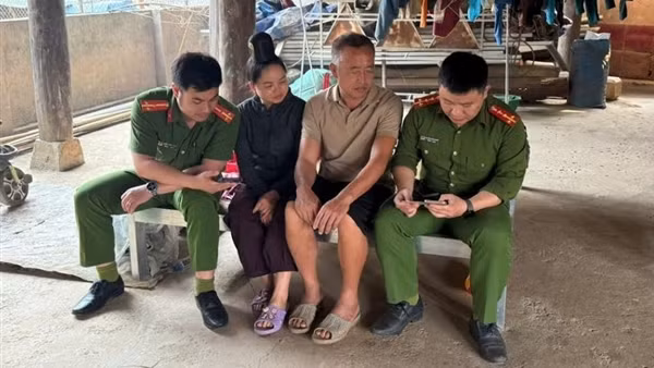Đến từng bản cấp căn cước, tạo thuận lợi tối đa cho người dân