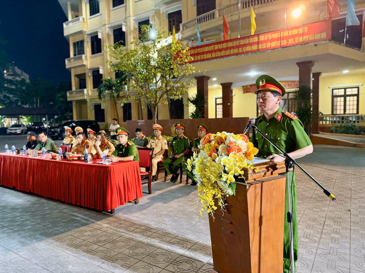 Phát hiện nhiều nhóm đua xe trái phép, 1 đối tượng dương tính với ma túy -0