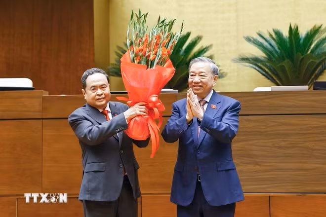 Lựa chọn hiền tài và kiến tạo phát triển -0