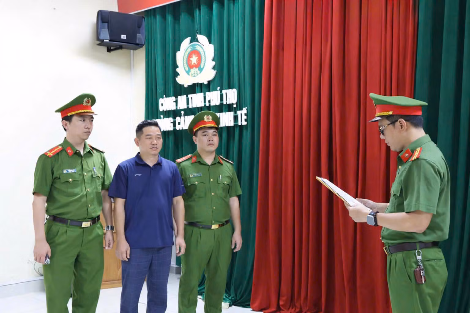 Liên quan đến 3 nhóm tội phạm cộm cán trên địa bàn tỉnh Phú Thọ: Bắt nguyên Phó Chủ tịch UBND thành phố Phúc Yên -0
