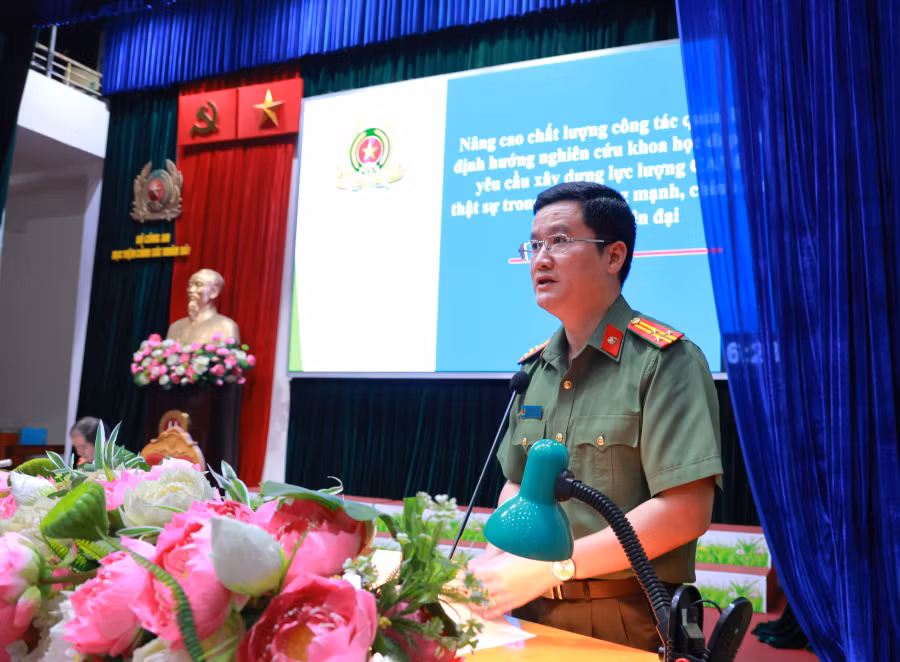Khoa học Cảnh sát phải thực sự trở thành công cụ tham mưu chiến lược, đi trước một bước -0