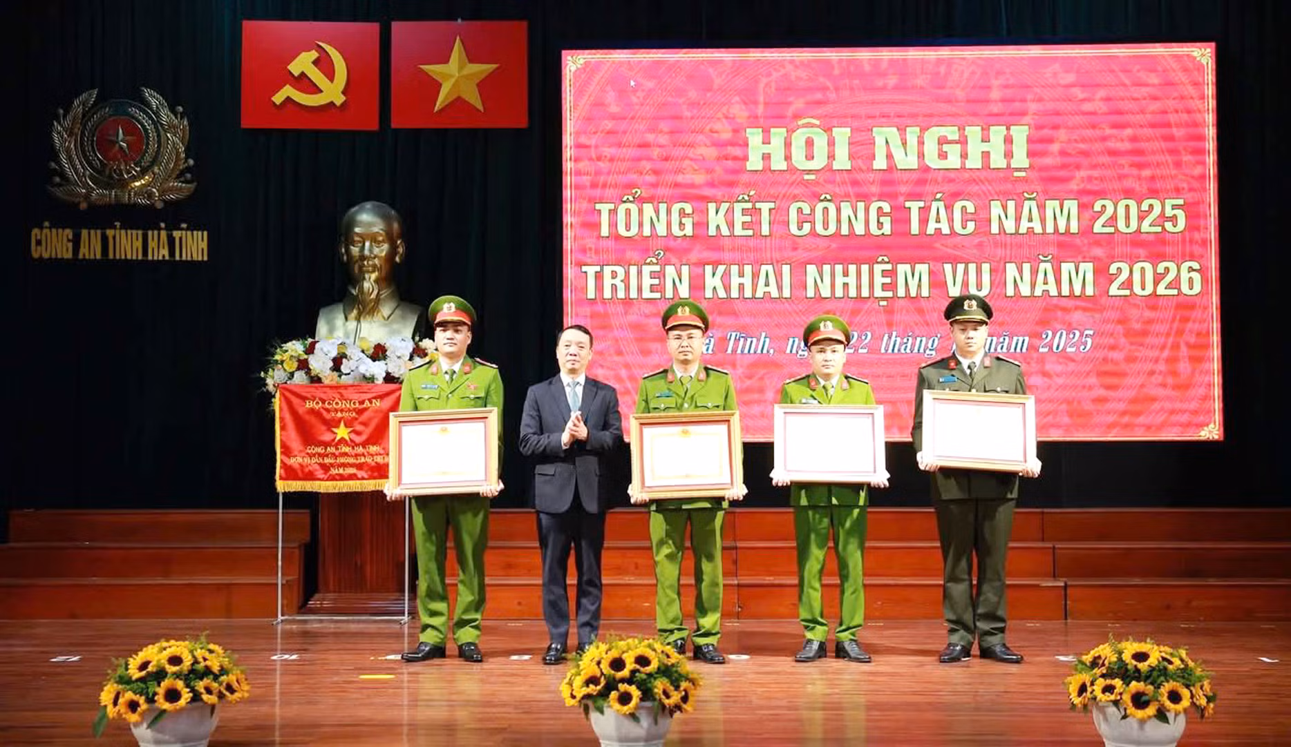 Người thầm lặng góp nên những chiến công của Cảnh sát hình sự Hà Tĩnh -0