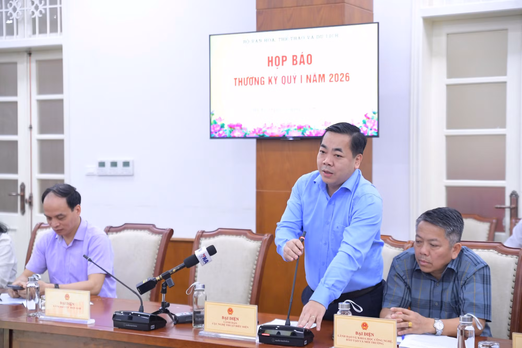 Bộ Văn hoá, Thể thao và Du lịch nói gì về cấm hát nhép và sử dụng AI mạo danh nghệ sĩ ? -0