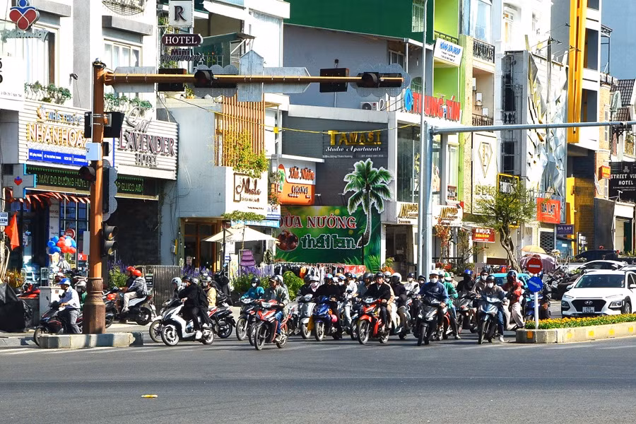 Ứng dụng hệ thống điều khiển giao thông thông minh cho đô thị Đà Lạt -0