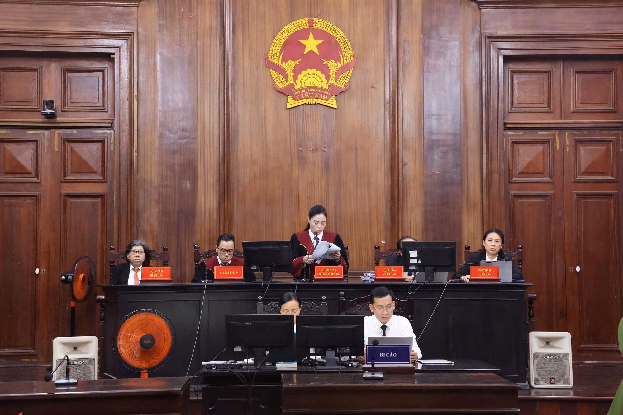 Tuyên án các bị cáo trong vụ chuyển nhượng trái pháp luật khu đất 39 – 39 B Bến Vân Đồn -0
