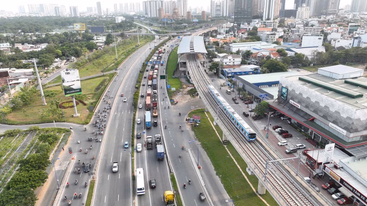 Chiến lược đảm bảo an toàn giao thông ở thành phố có hơn 9.000 tuyến đường -0