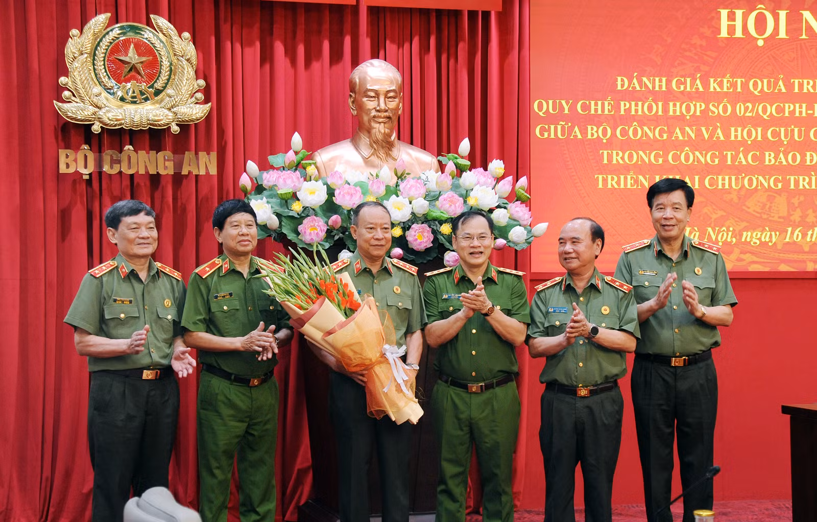Nhiều kết quả tích cực trong thực hiện Quy chế phối hợp giữa Bộ Công an và Hội Cựu CAND Việt Nam trong bảo đảm ANTT -0