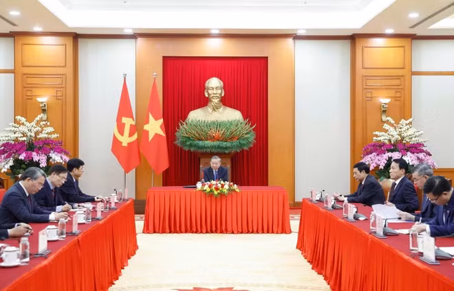 Tổng Bí thư, Chủ tịch nước Tô Lâm điện đàm với Thủ tướng Nhật Bản Takaichi Sanae -1