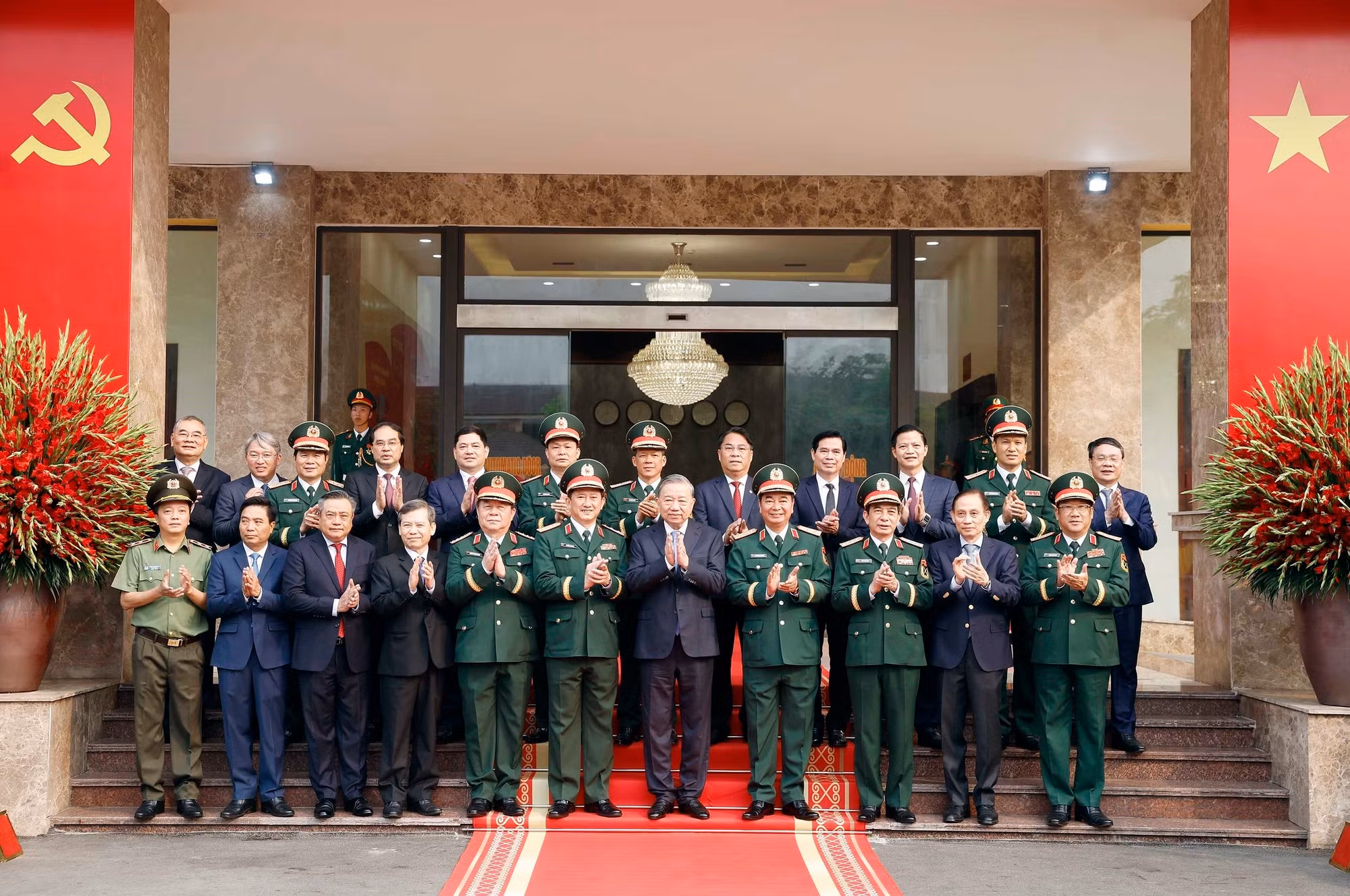 Tổng Bí thư, Chủ tịch nước Tô Lâm: Xây dựng Lực lượng vũ trang Quân khu 1 vững mạnh toàn diện -0