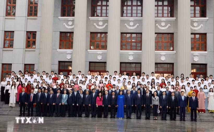 Tổng Bí thư, Chủ tịch nước Tô Lâm thăm di tích Khu học xá Trung ương tại Trung Quốc -0